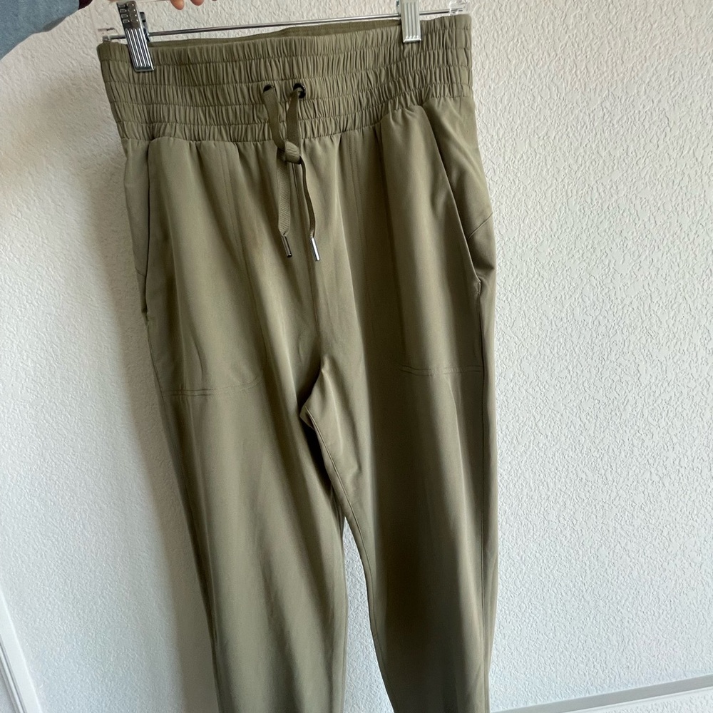 Spanx olive Green Drawstring Joggers